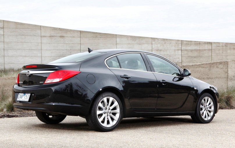 Опель Инсигния седан