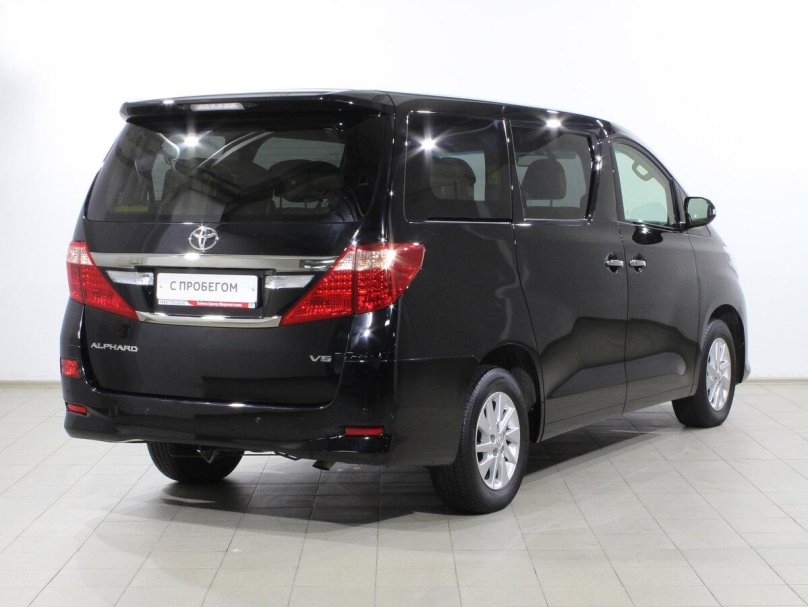 Toyota Alphard 2 поколение минивэн