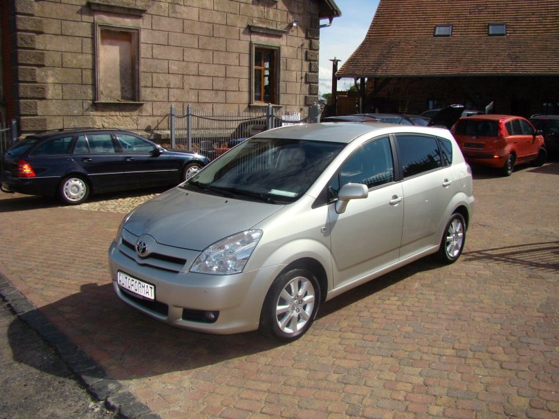 Toyota Corolla Verso 2011