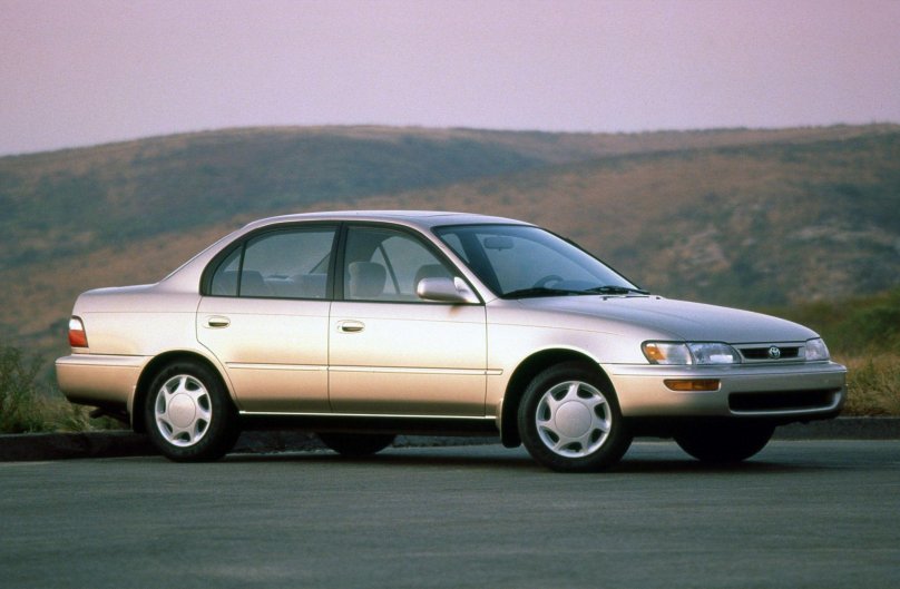 Toyota Corolla седан 1991-1995