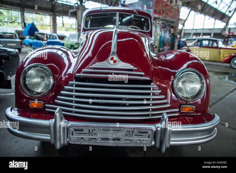 Компания EMW