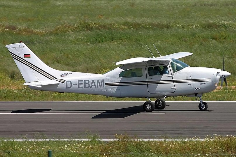 Cessna p210