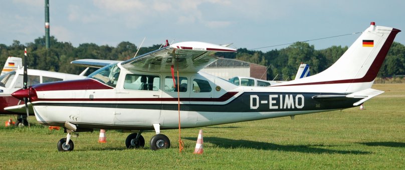Cessna t210