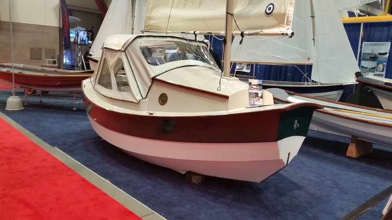 Швертбот Скамп