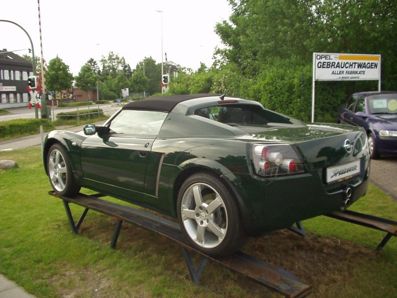 Opel Speedster салон