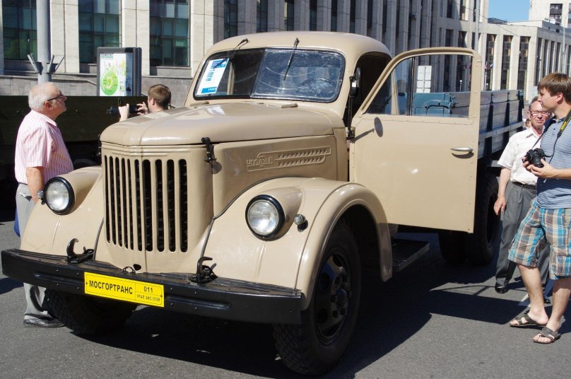 Урал-ЗИС 355 М