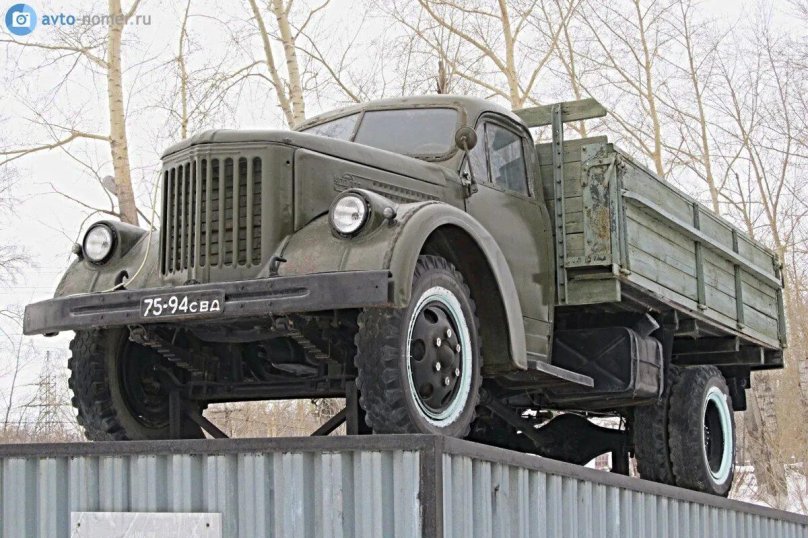 ЗИС 355 Уралец