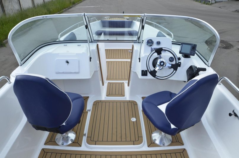 Катер Сильвер хаски 630