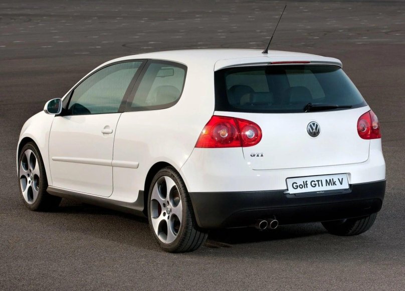 Volkswagen Golf GTI mk5