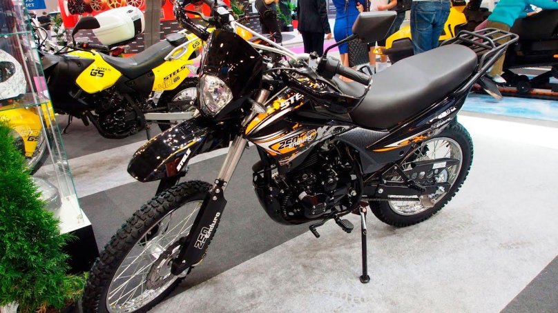 Stels эндуро 250 кубов