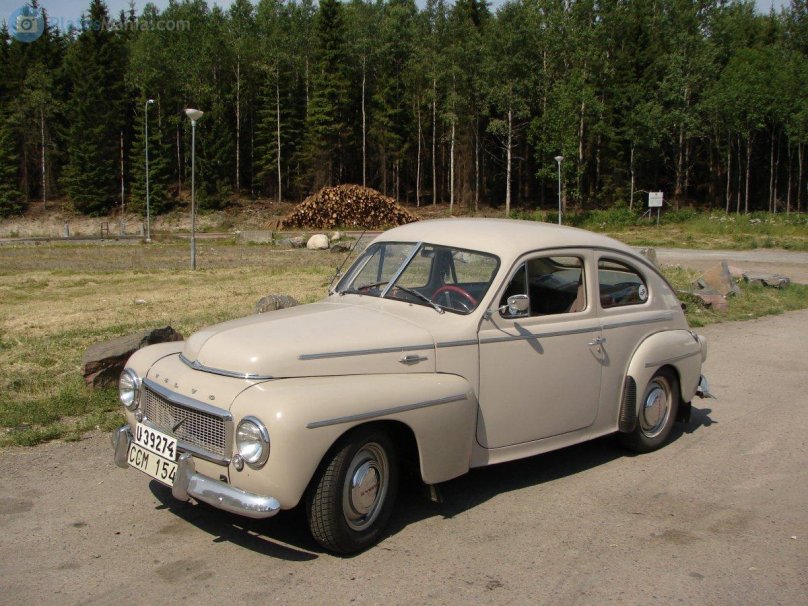 Volvo pv444