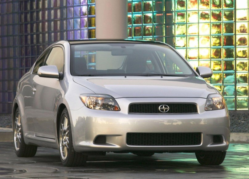 Toyota Scion 2005