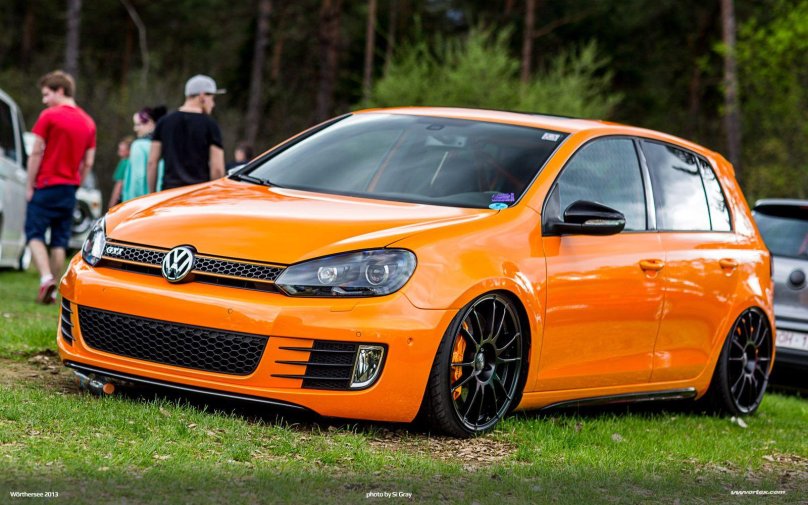 VW Golf 5 GTI Orange