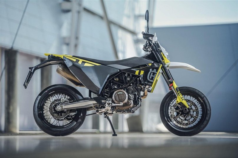 Husqvarna 701 Supermoto