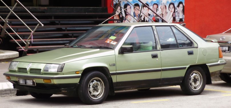 Proton Saga 1990
