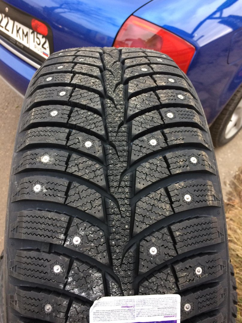 Laufenn 215/65 r17 i Fit Ice lw71 99t шипы