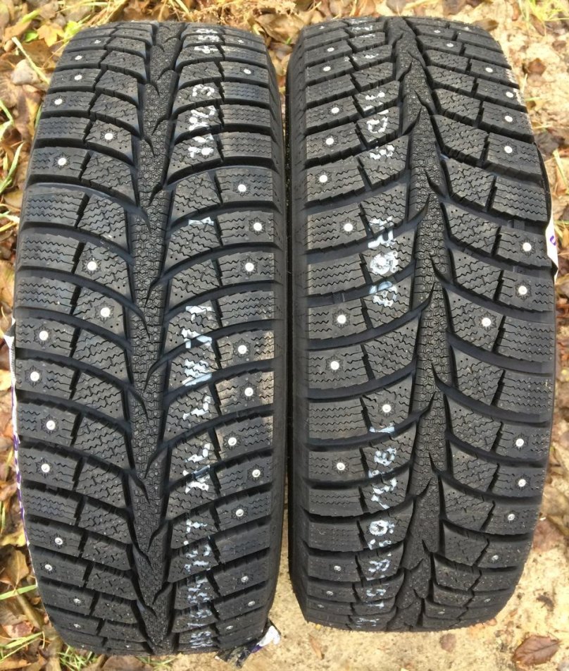 Laufenn r17 215/55 i Fit Ice lw71 98t