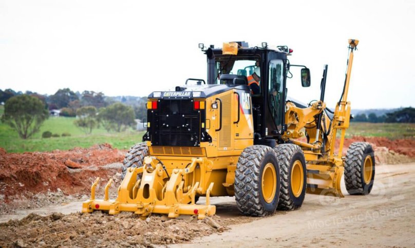 Грейдер Катерпиллер
