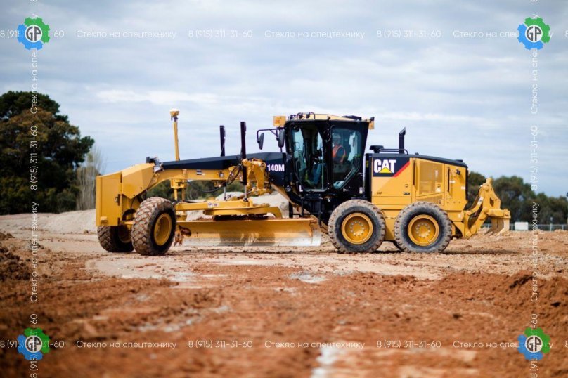 Автогрейдер Caterpillar 140m