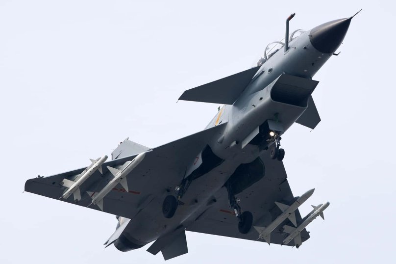 Истребитель Chengdu j-10