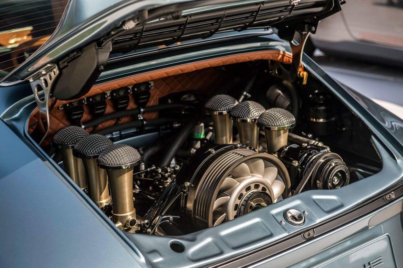 Движок Порше 911