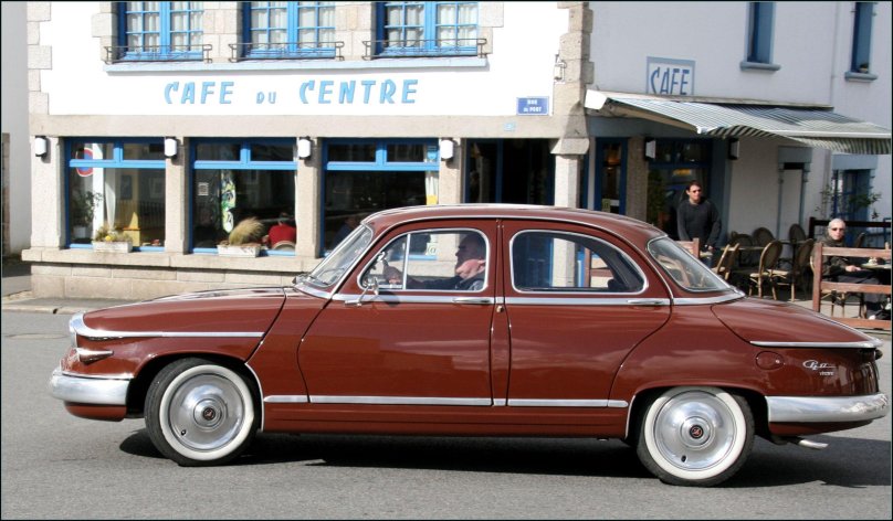 Panhard pl 17