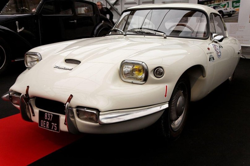 Панар автомобиль