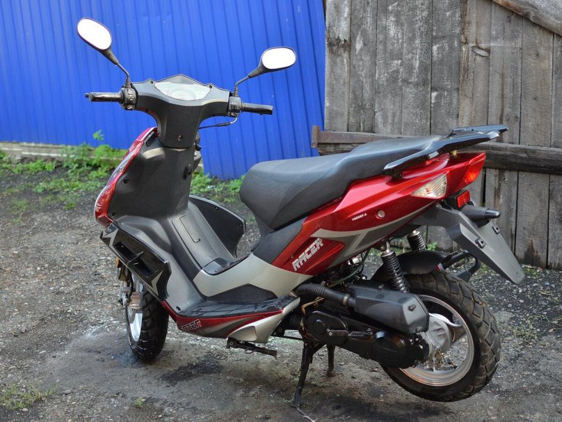 Скутер рейсер Сириус