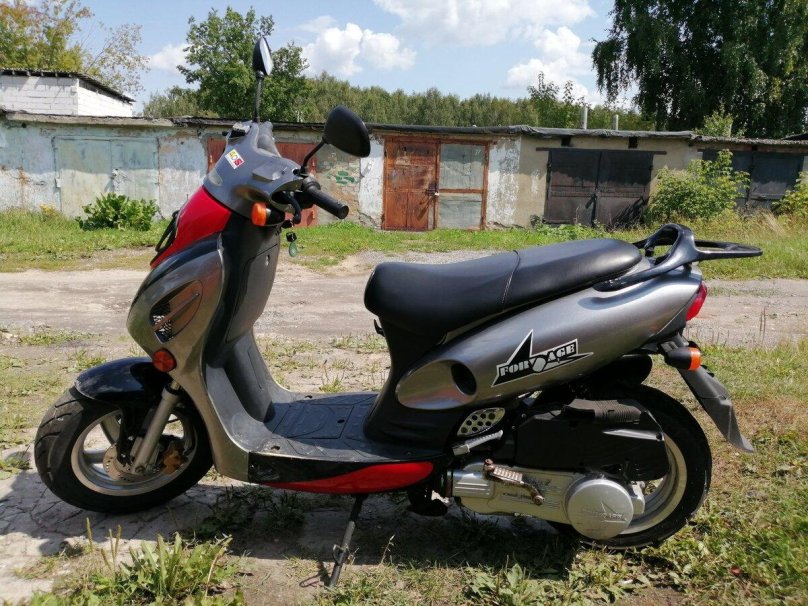 Скутер Forsage 50