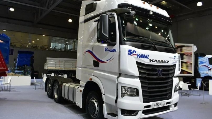 Тягач КАМАЗ-54901