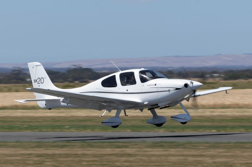 Cirrus sr22