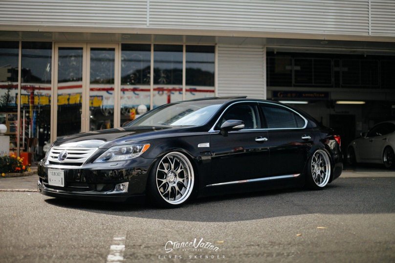 Lexus 460l