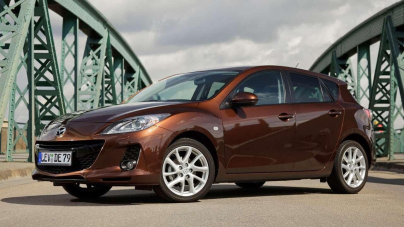 Мазда 3 бл коричневая