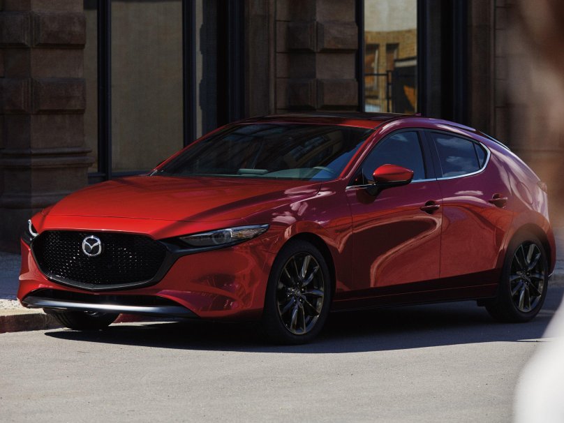 Мазда 3 2022 года хэтчбек
