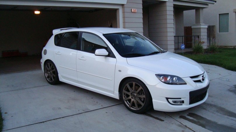 Мазда 3 хэтчбек 2008