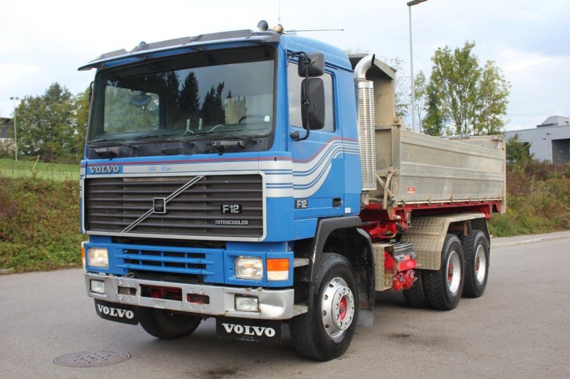 Volvo f12 самосвал