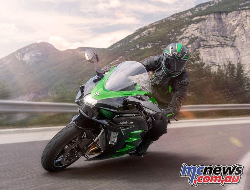 Кавасаки h2 SX se