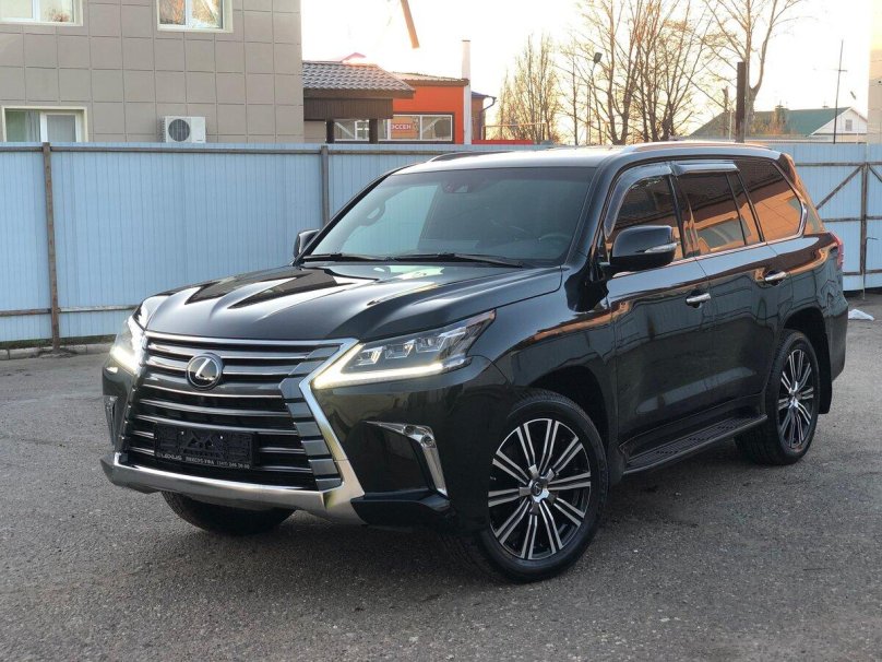 Лексус 570 2021