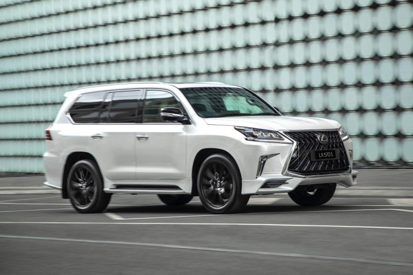 Lexus LX 570 2023