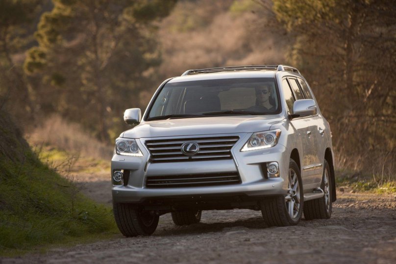 Lexus LX 570 2012