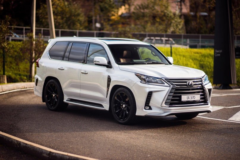 Lexus LX 450
