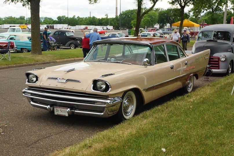 DESOTO 1957