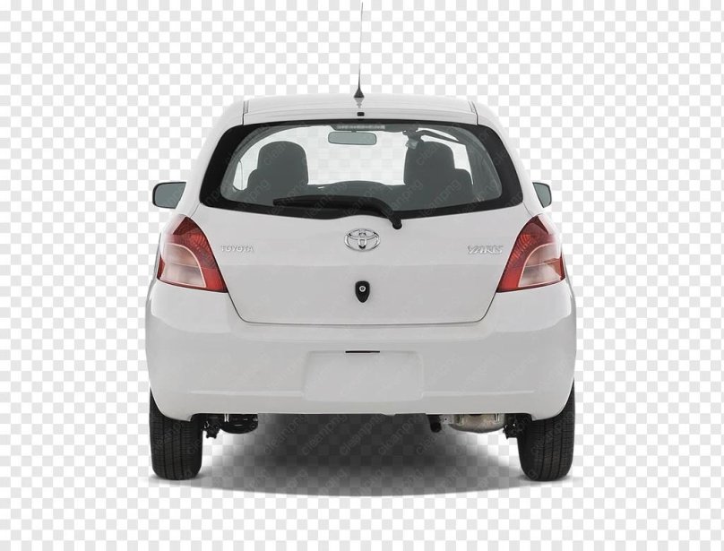 Тойота Ярис 2007 сзади