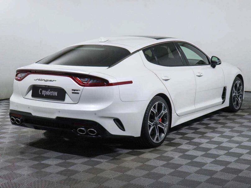 Kia Stinger i