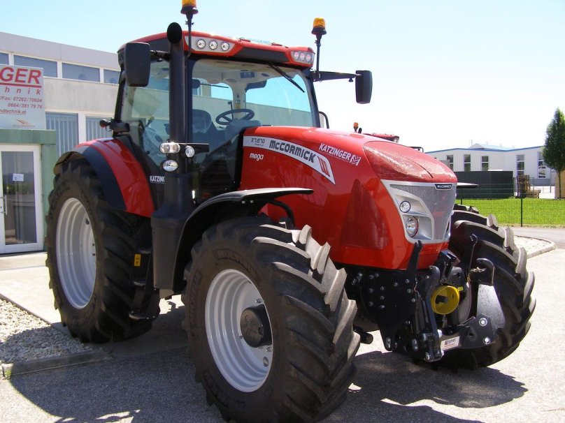 Трактор КАМАЗ хтх 215