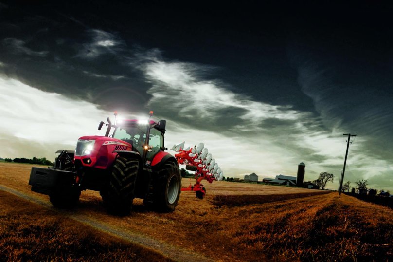 Трактор MCCORMICK x8