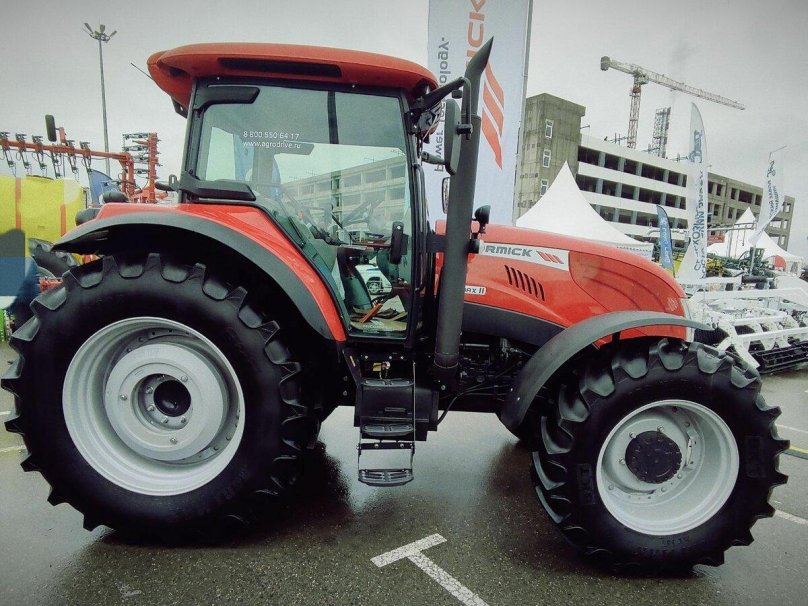 Трактор MCCORMICK G 135 Max II XTRASHIFT фото