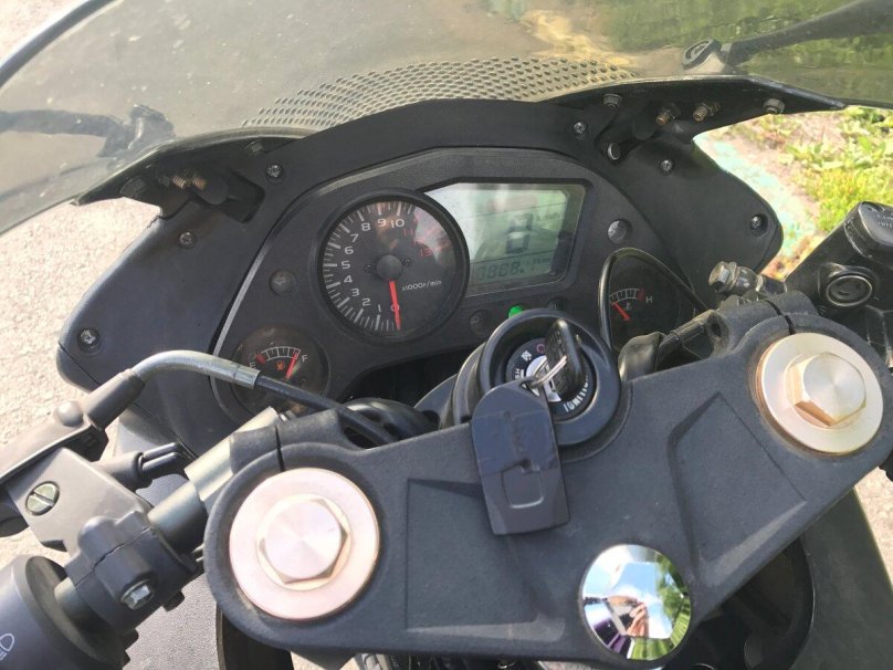 Falcon 250 приборка