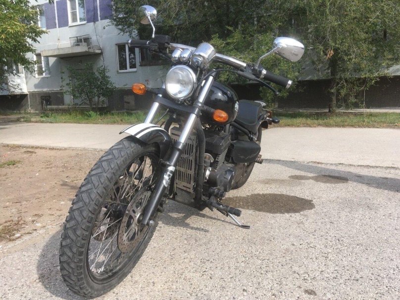 Johnny pag Malibu 320i