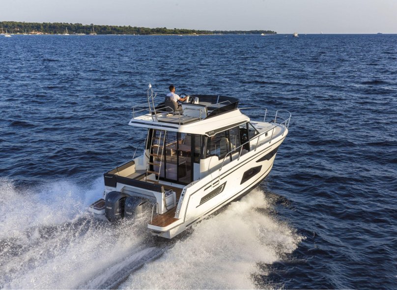 Машина лодка